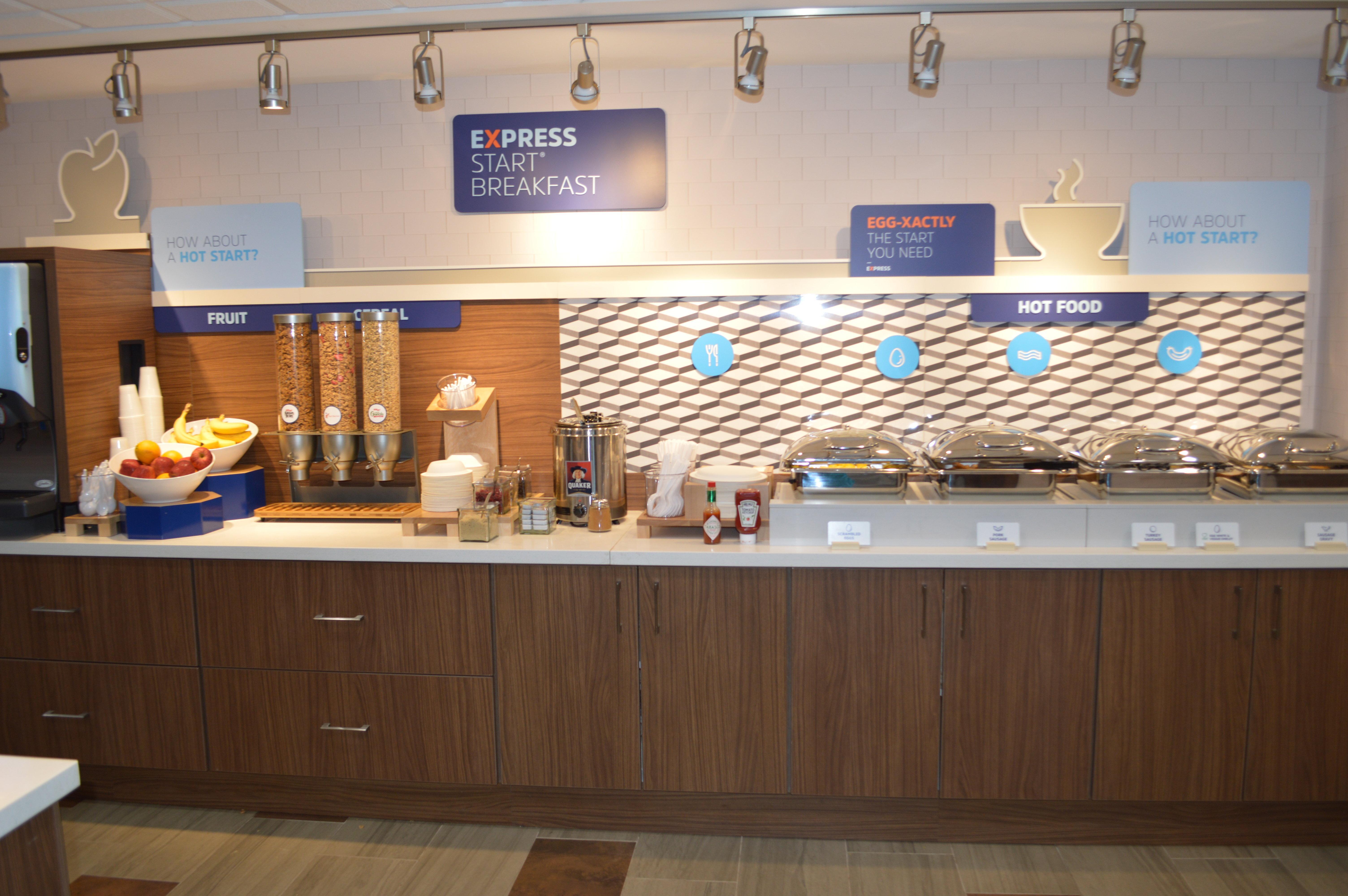 俾斯麦智选假日酒店 外观 照片
